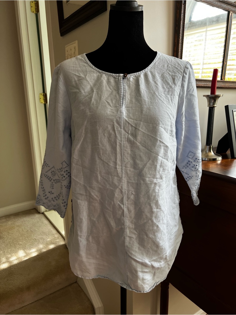 Light Blue Embroidered Linen Tunic with Eyelet Sleeves Women's Size 4 (US)